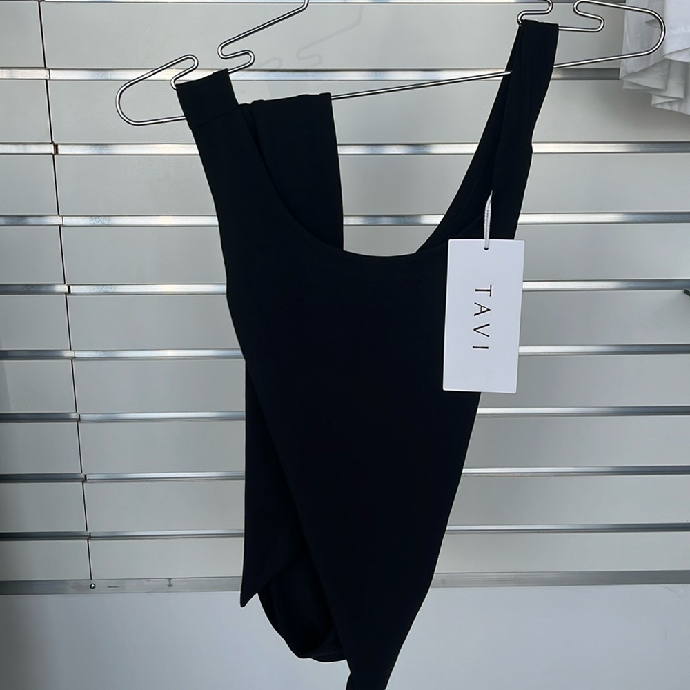Tavi Wrap Around Tank